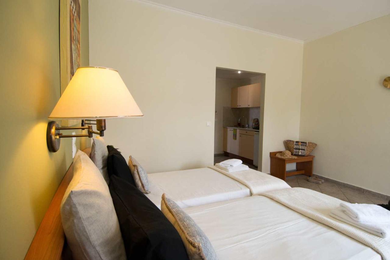 Spira Studios & Apartments In The Heart Of לגאנאס מראה חיצוני תמונה