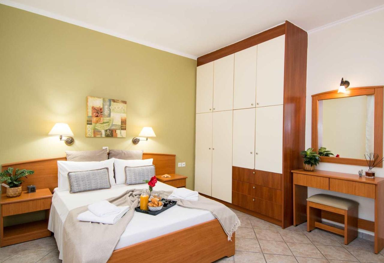 Spira Studios & Apartments In The Heart Of לגאנאס מראה חיצוני תמונה