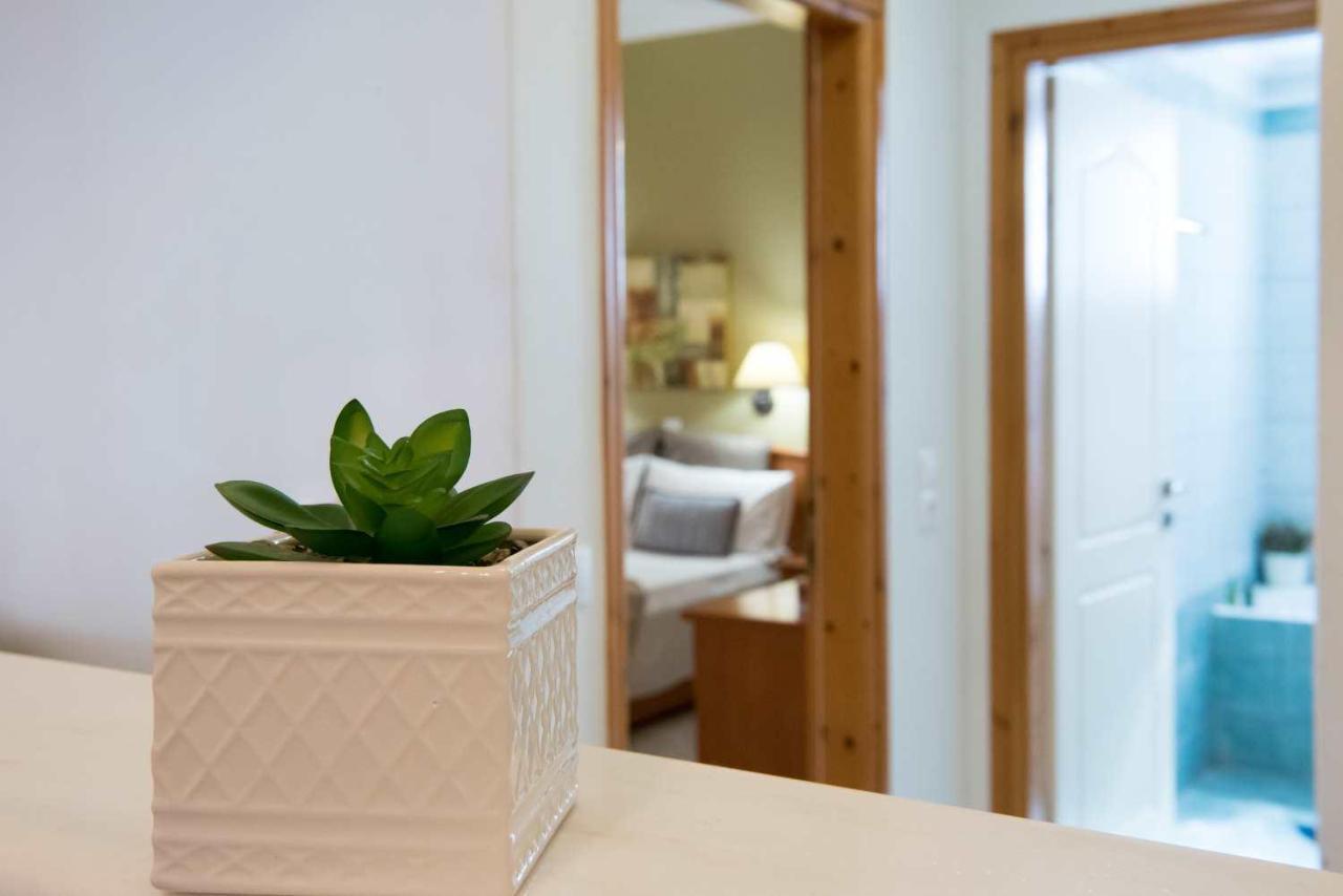Spira Studios & Apartments In The Heart Of לגאנאס מראה חיצוני תמונה