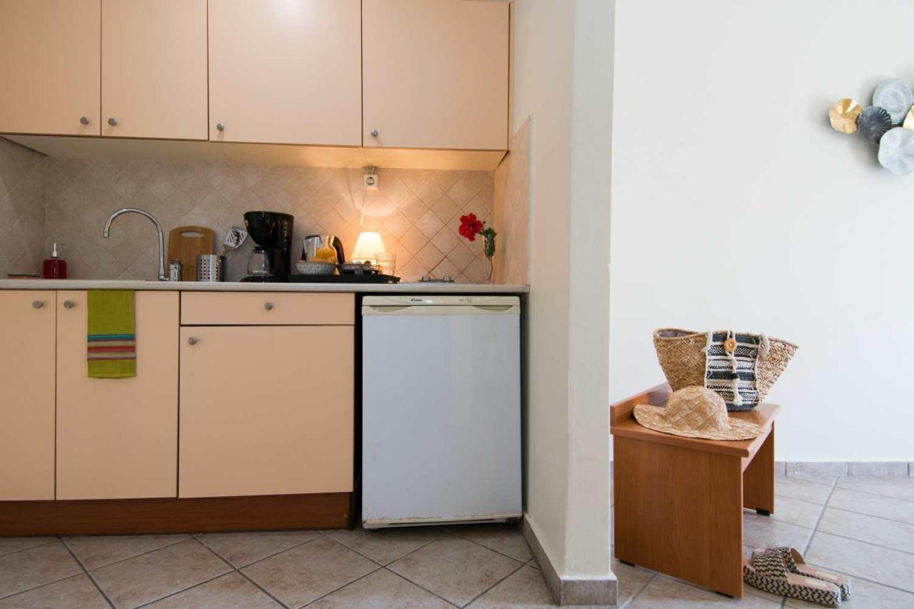 Spira Studios & Apartments In The Heart Of לגאנאס מראה חיצוני תמונה