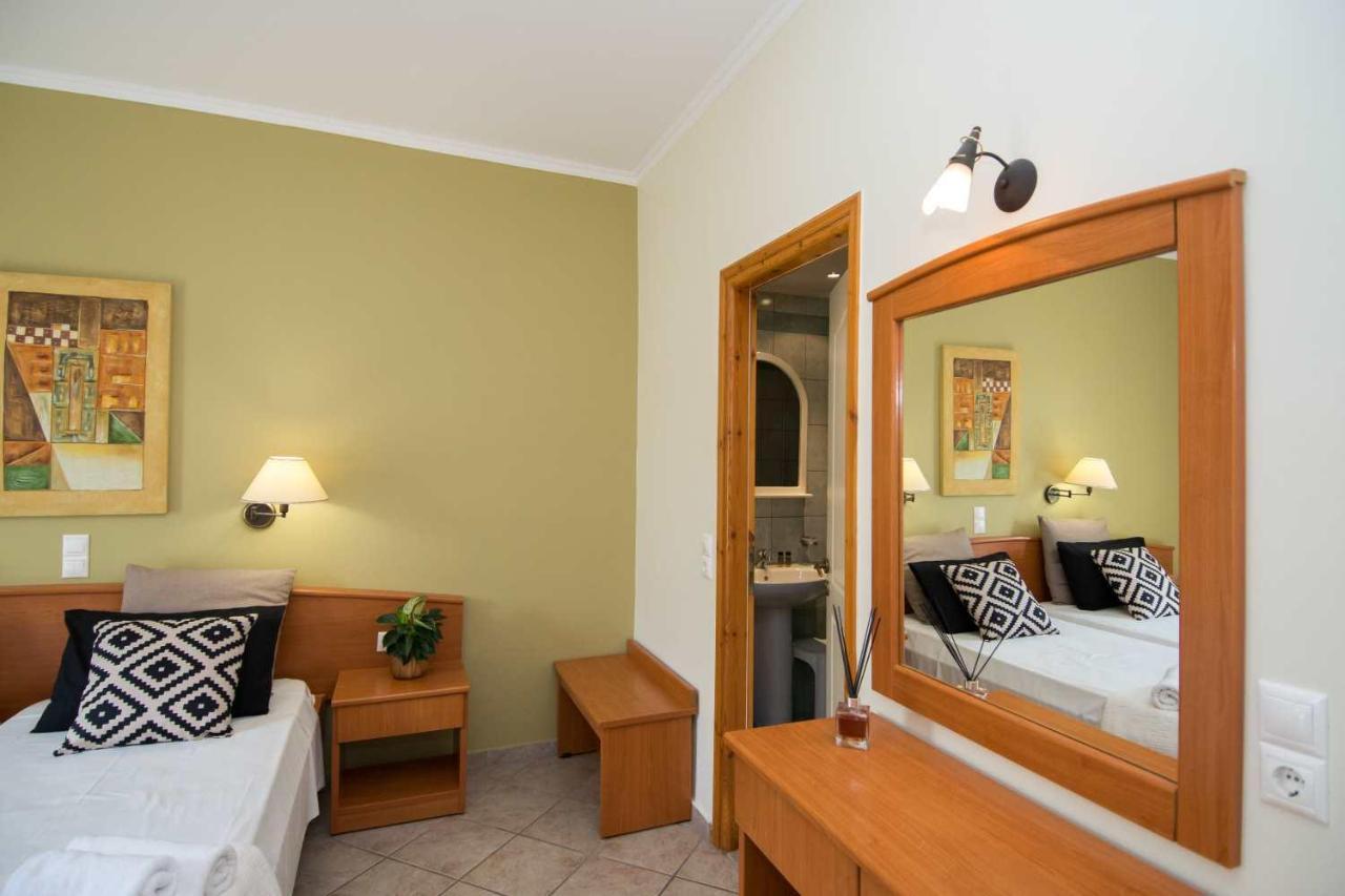 Spira Studios & Apartments In The Heart Of לגאנאס מראה חיצוני תמונה