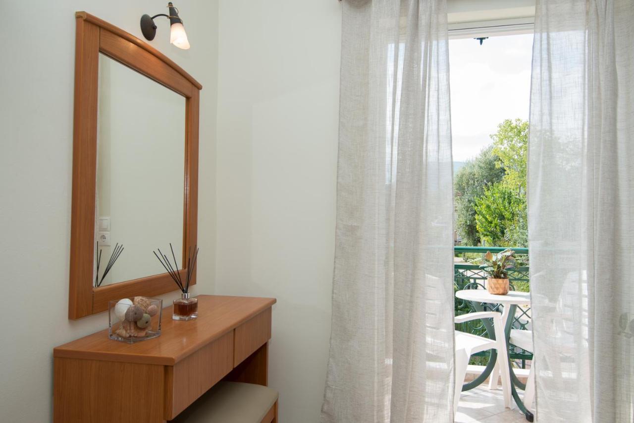 Spira Studios & Apartments In The Heart Of לגאנאס מראה חיצוני תמונה