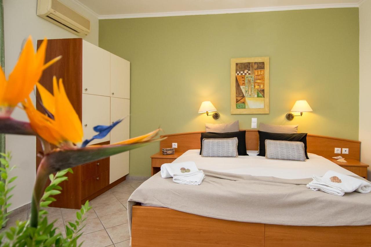 Spira Studios & Apartments In The Heart Of לגאנאס מראה חיצוני תמונה