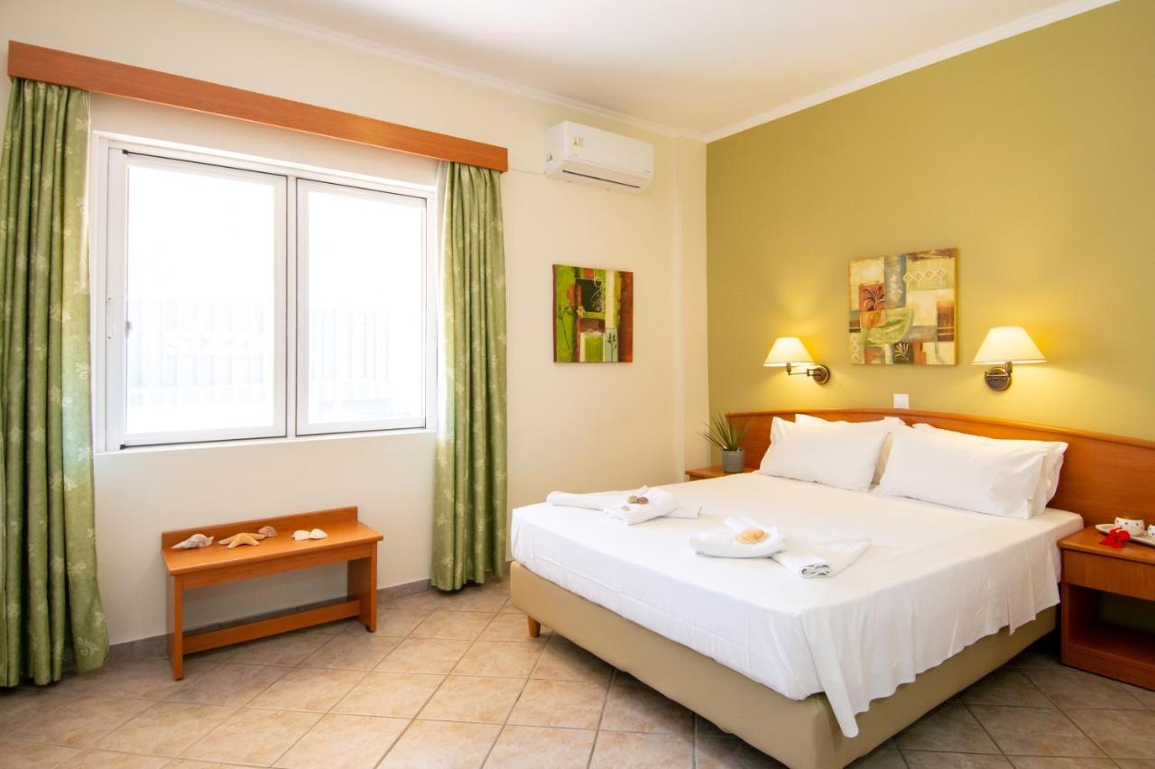 Spira Studios & Apartments In The Heart Of לגאנאס מראה חיצוני תמונה