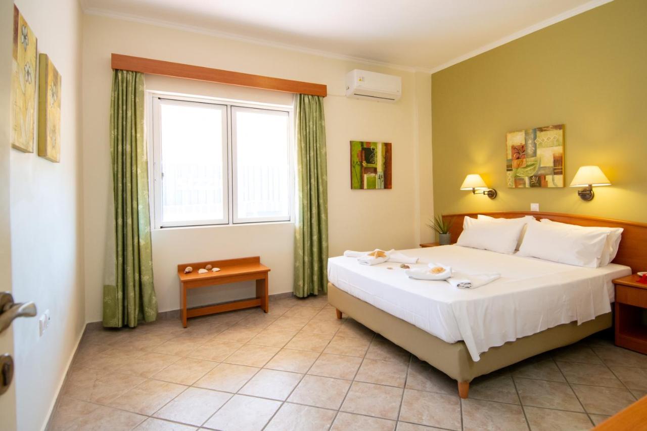 Spira Studios & Apartments In The Heart Of לגאנאס מראה חיצוני תמונה